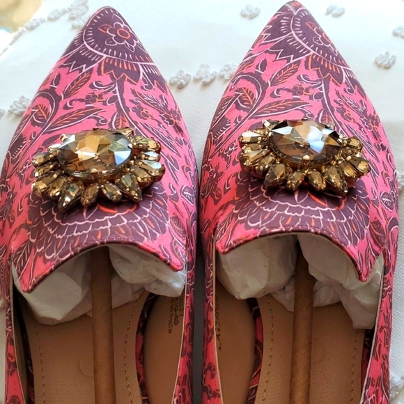 Brand New Boden Jeweled Loafers in pink size 40. 9.5 US - Picture 2 of 6